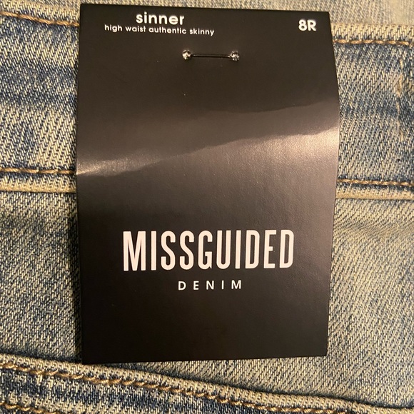 NWT Missguided The Sinner high waist raw hem skinny 8R jeans. - Picture 4 of 5